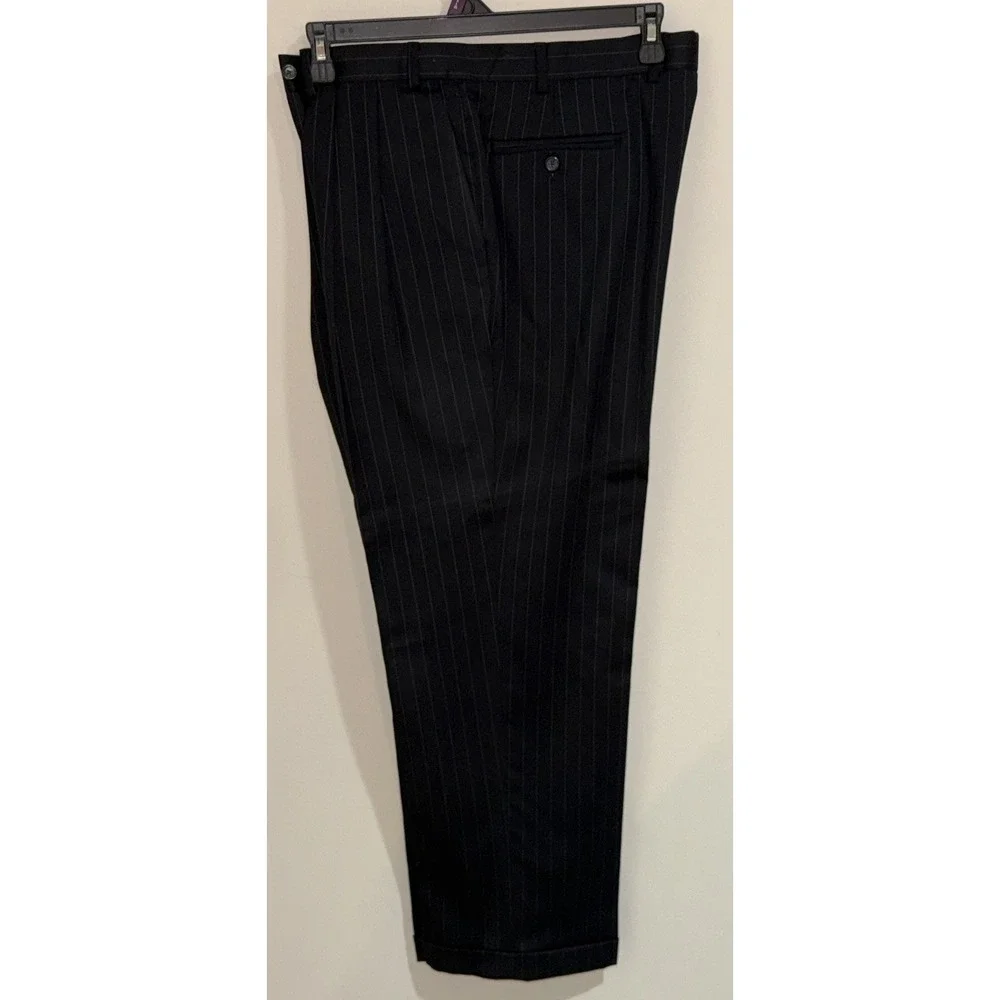 Chaps Men's 44R 2-Piece Suit 100% Wool Charcoal Gray Pinstripe Jacket and Pants